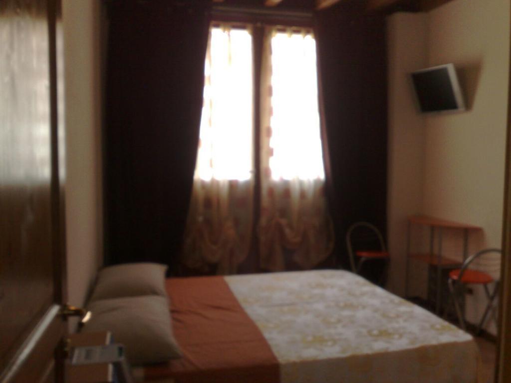 Via Toscana House パルマ 部屋 写真